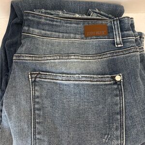Judy Blue Women's Blue Jeans